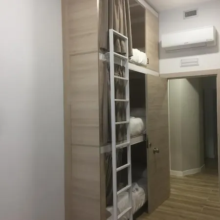 Vargas-Figueroa Hostel Cáceres Ostello