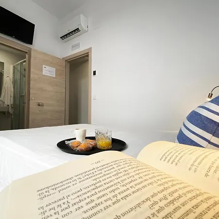 Vargas-Figueroa Hostel Cáceres Ostello *