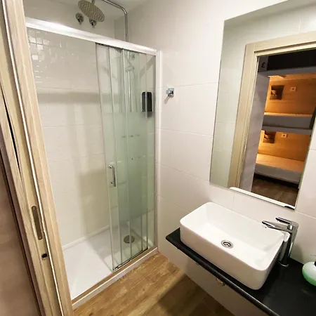 Vargas-Figueroa Hostel Cáceres * Caces